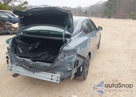 2025 Nissan Sentra Sr z USA, uszkodzony, nr VIN 3N1AB8DV0SY359699